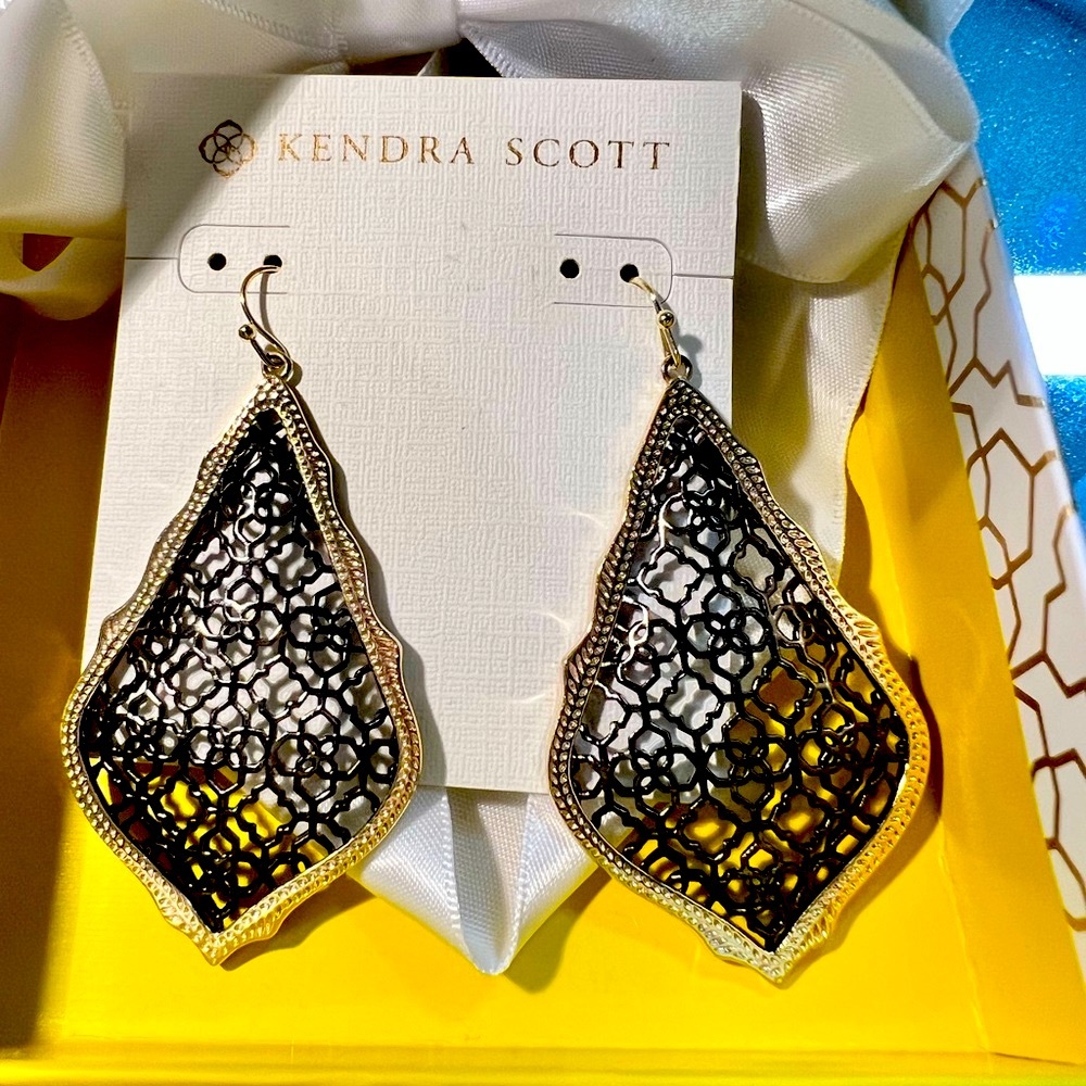NWOT Kendra Scott Adair Earrings Gunmetal & Yellow Gold VERY RARE Perfect GORG!